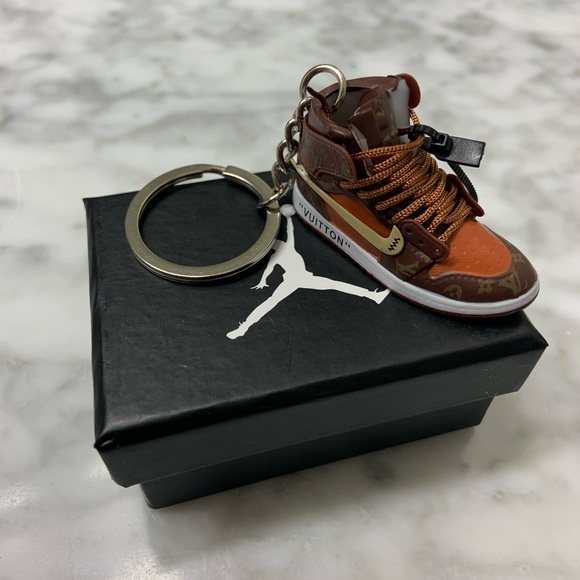 Jordan Shoes Offlouis Air Jordan 3d Keychain Comes With Mini Jordan